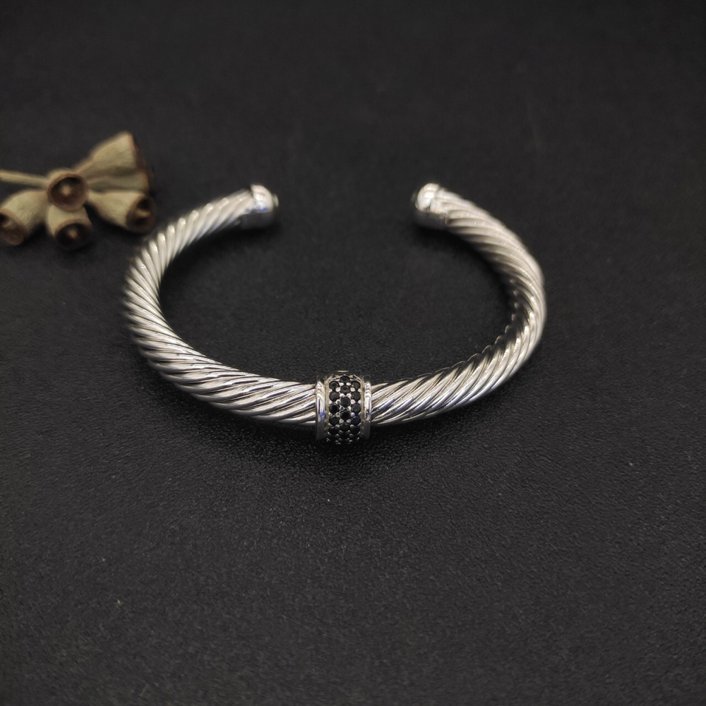 David Yurman 7mm Silver Beaded Black Diamond Bracelet - Picture 6 of 9